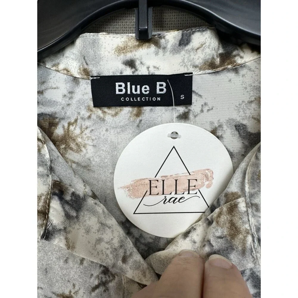 Blue B Collection Women's Size Small LS‎ Button Up 